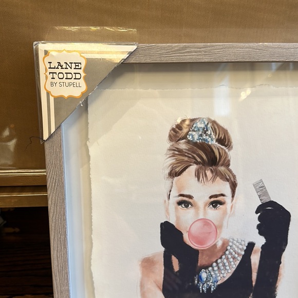 Audrey Hepburn bubblegum framed print - like new - Picture 3 of 5